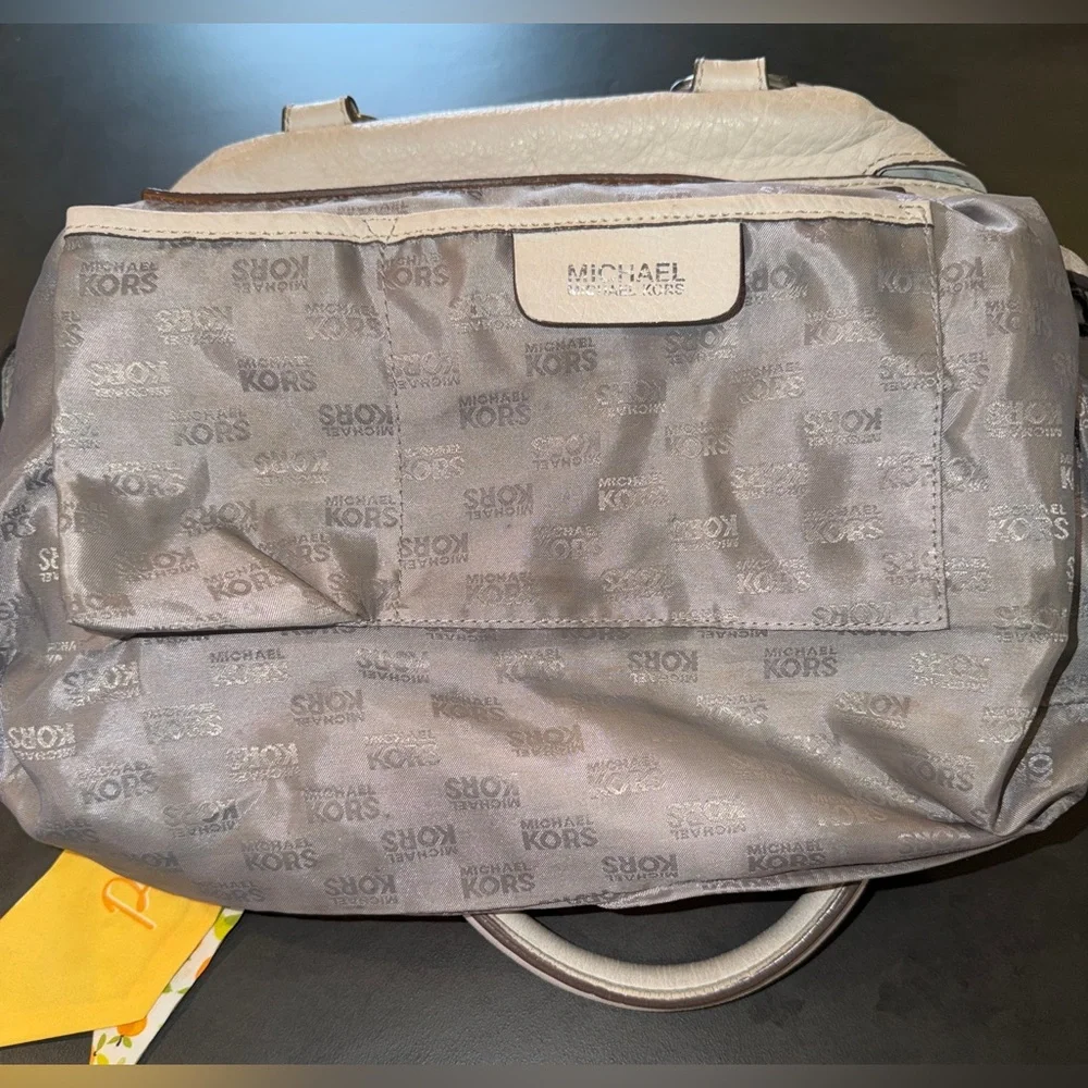 Michael Kors White Satchel - Picture 13 of 15